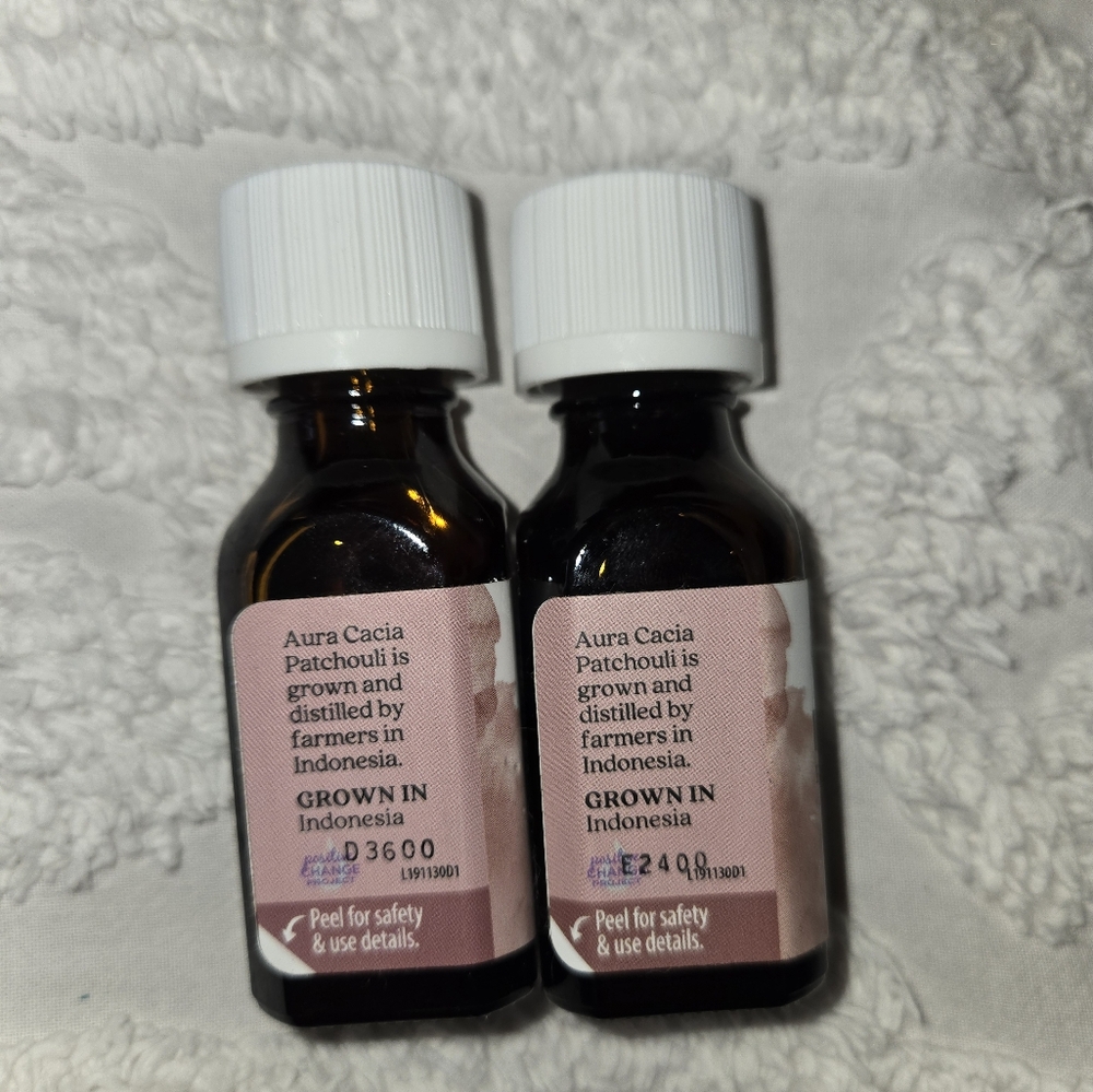 Aura Cacia Patchouli Essential Oil Set Of 2 .5 Fl Oz Patchouli Balancing Oil - Picture 2 of 4